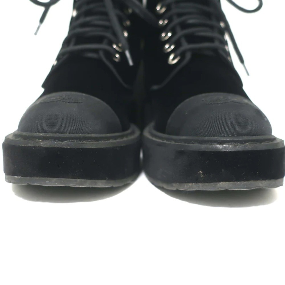 Chanel 17B CC Cap Toe Combat Boots Black Velvet Size 37.5 Lace-Up Ankle Boots - Picture 6 of 12